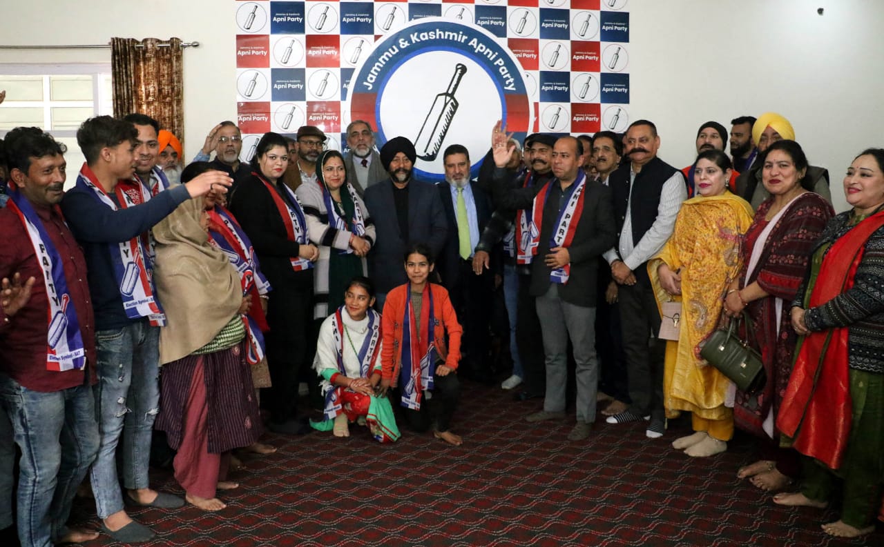 Bureaucracy fails to provide basic amenities in Chenab Valley: Altaf Bukhari