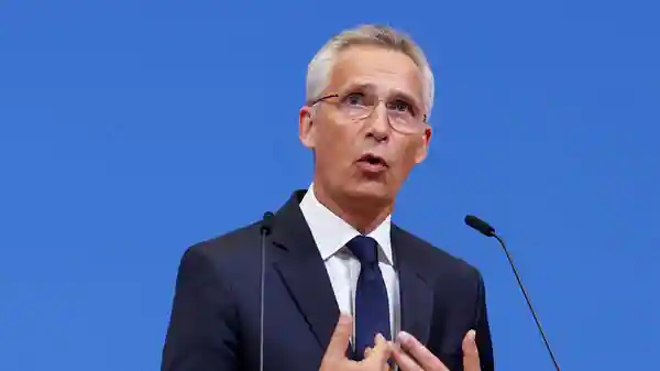 NATO chief urges to Turkey to let Nordic pair join quickly