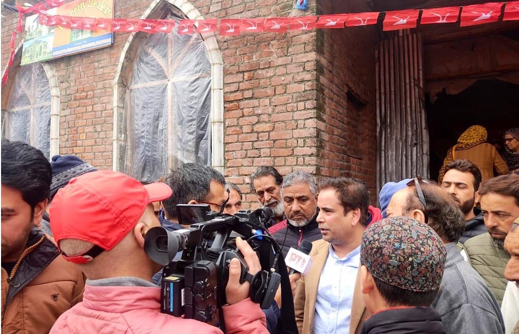 No end to acute hardships faced by people: Tanvir Sadiq