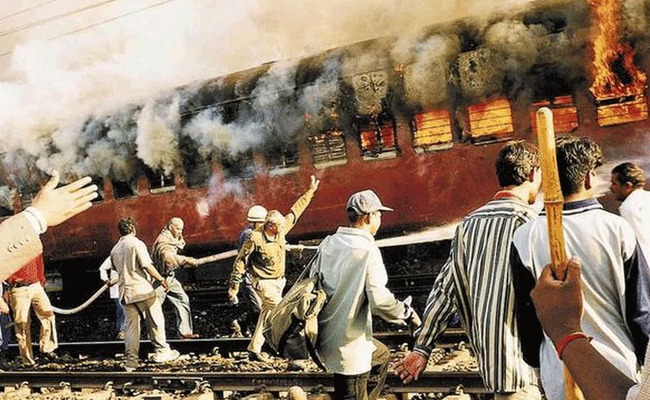 Will seek death penalty for 11 Godhra train burning convicts. Gujarat tells SC