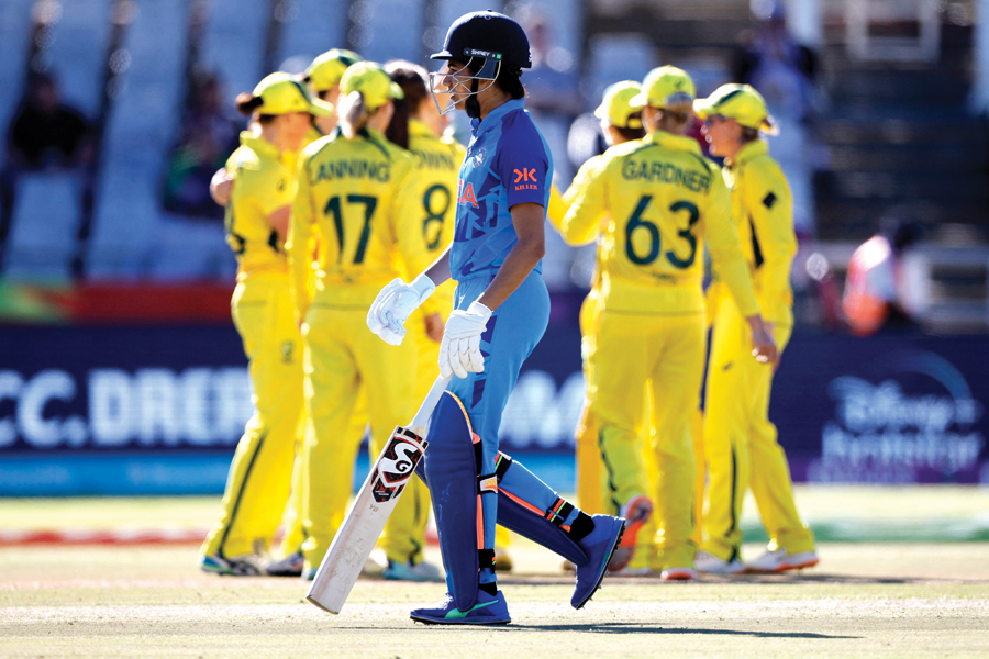 India falter in knock-outs yet again, Australia reach seventh straight T20 World Cup final
