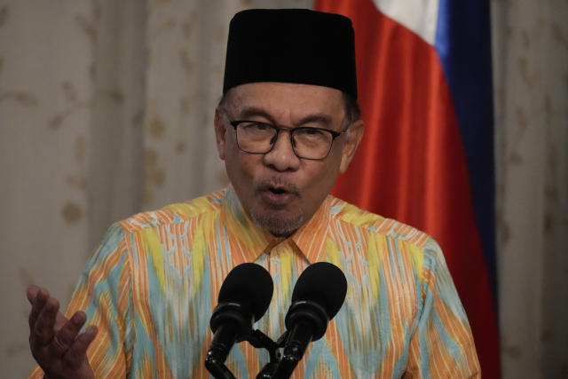 Malaysia leader alarmed by Myanmar’s refugee crisis