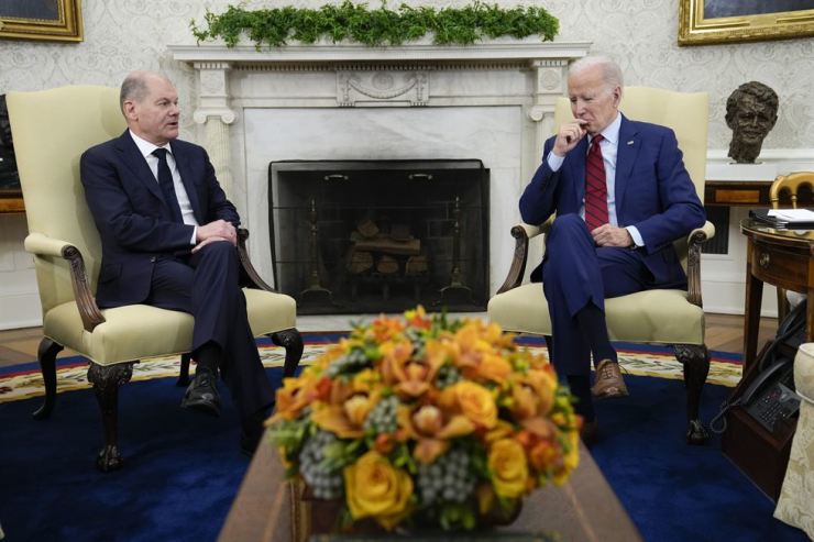 Biden and Scholz: US, Germany in ‘lockstep’ on Ukraine war
