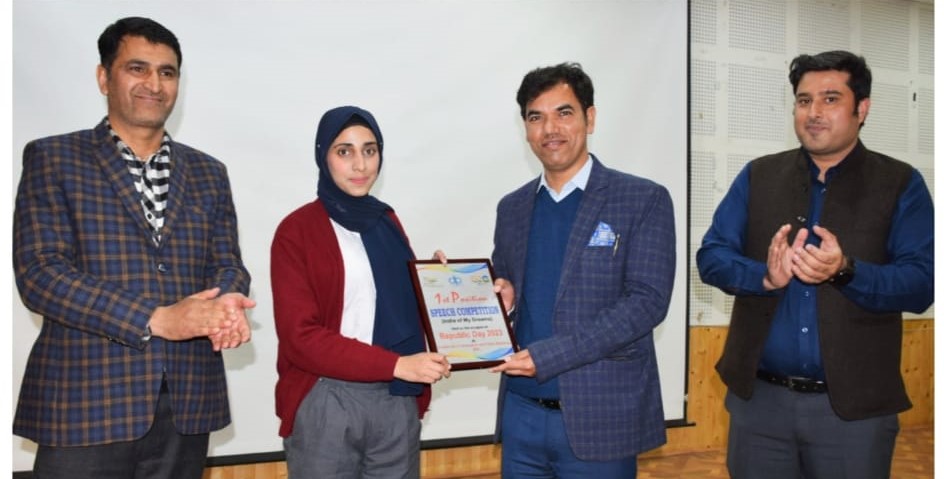 74th Republic Day celebration: Cultural Unit Kashmir of DIPR felicitates winners, participants