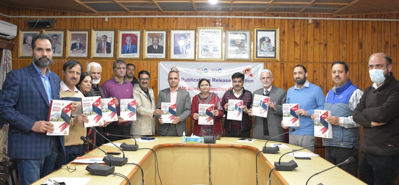 KU VC chairs NAAC Steering Committee meeting