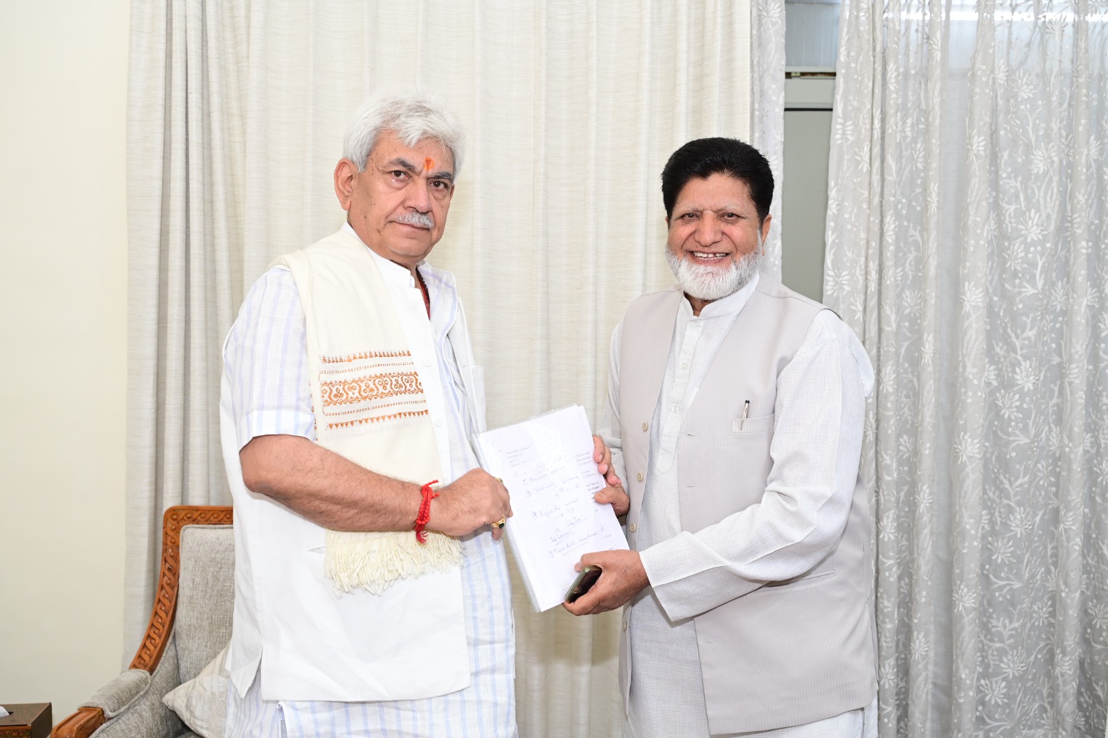 Several individuals, delegations call on LG