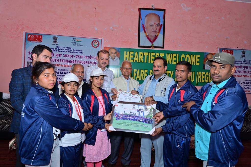 Tribal Youth Exchange Prog in Jammu concludes with cultural exchange and learning