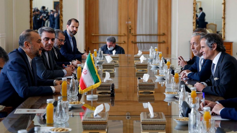 UN nuclear head meets with Iranians amid enrichment concerns