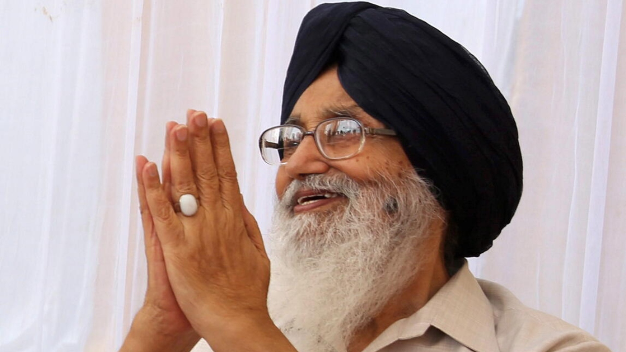 Kashmiri politicians pay tributes to Parkash Singh Badal