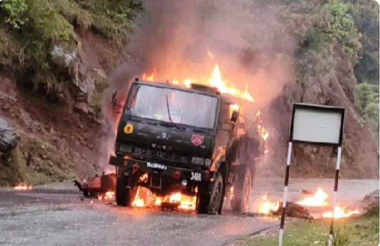 Five soldiers killed in terrorist attack in Poonch: Army