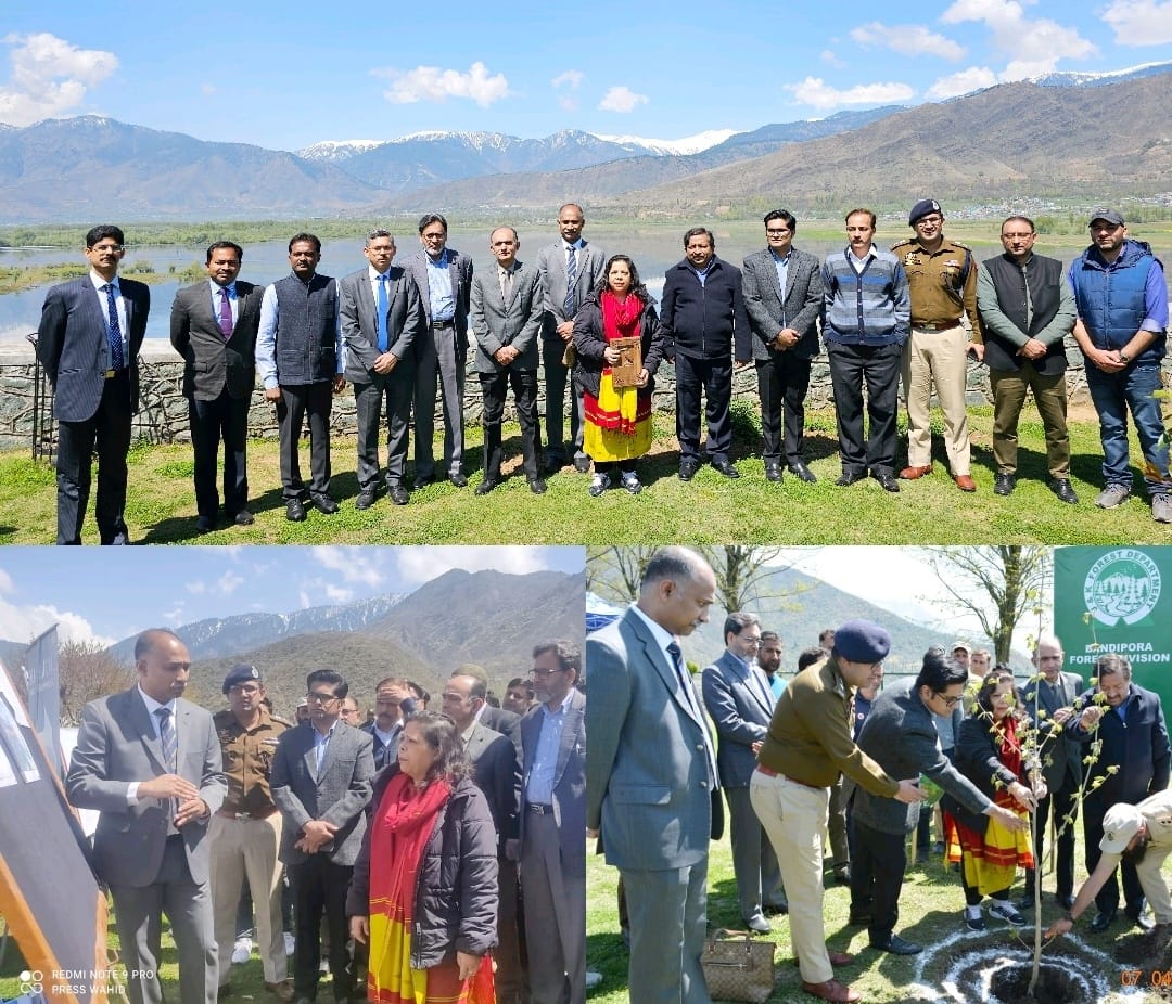 Union Forest Secretary inspects Wular conservation works