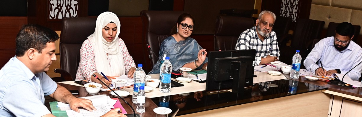 VC KVIB convenes meeting with board officers, bankers