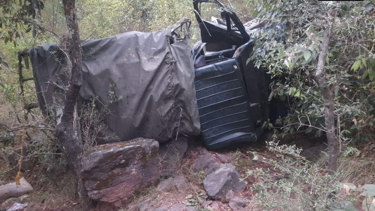 BSF vehicle plunges into gorge in Poonch, one killed