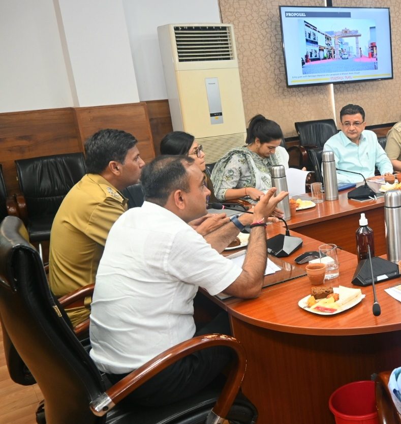 Div Com, ADGP discuss city beautification, street development plan with civil Society