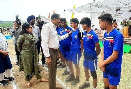 Div Com declares open anti-drugs sports tournament at Khel Gaon Nagrota