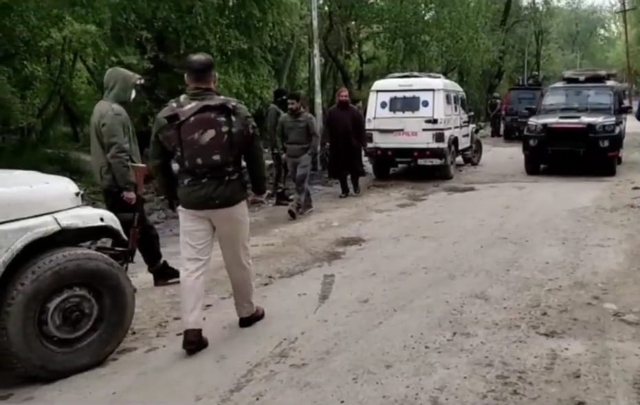 Two LeT terrorists killed in encounter in Baramulla: Police