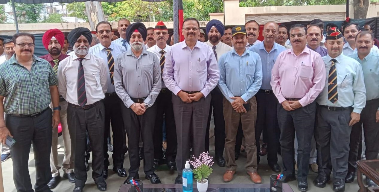 Union Secy DESW reviews functioning of Sainik Welfare Deptt J&K