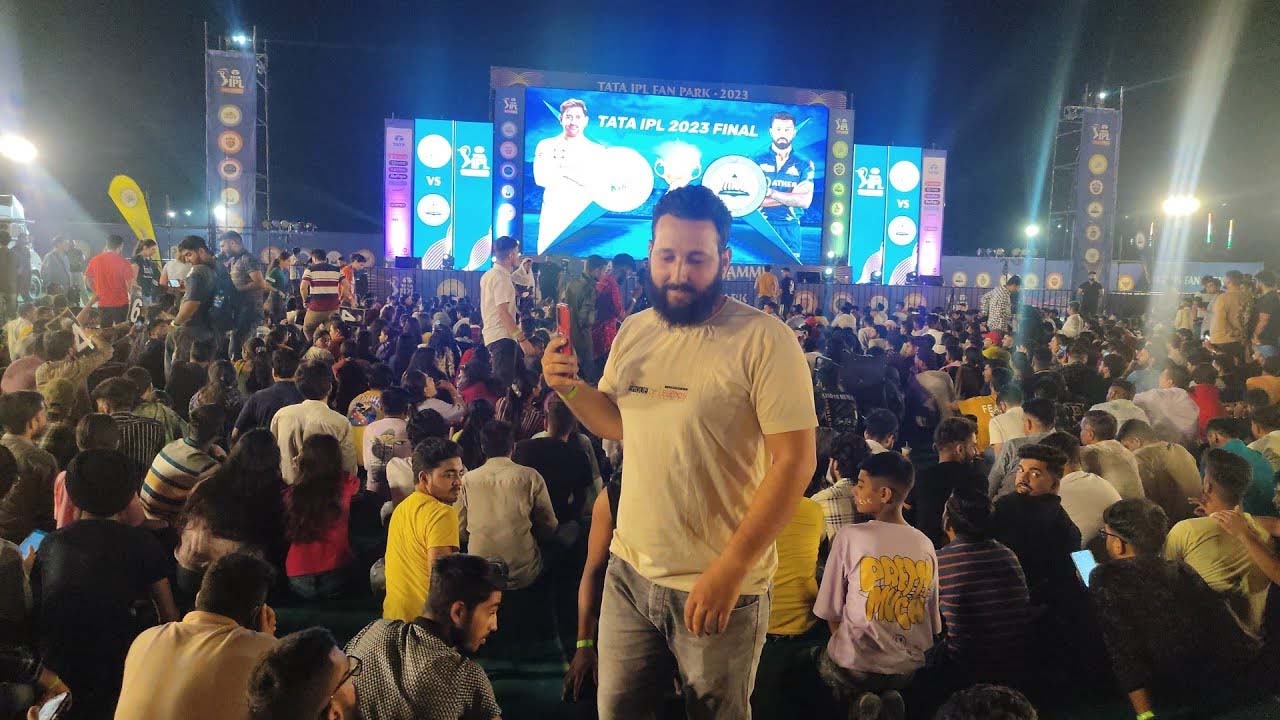 Cricket enthusiasts visit IPL Fan Park Jammu to watch final on big screen, left disappointed