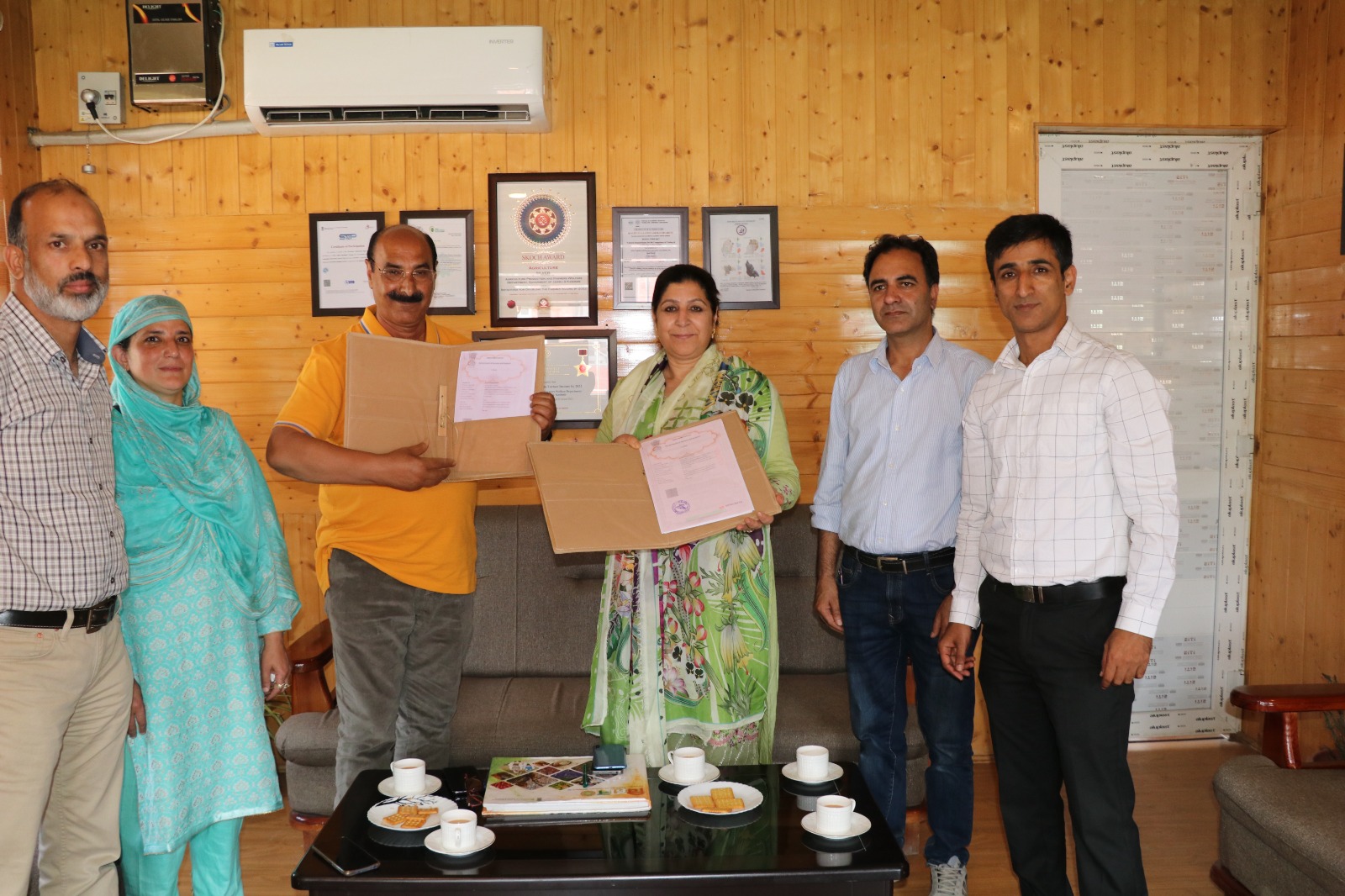 Agri deptt signs MoU with GCW Srinagar for ‘Implementation of Mushroom Cultivation Technology & Skill Programme’
