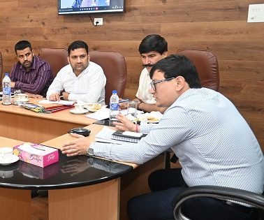 Director Information J&K reviews functioning of DICs