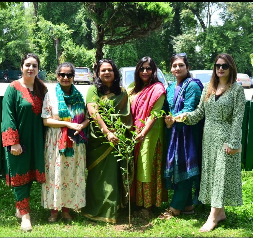 J&K IASOWA organises awareness prog on environmental issues, SUP-free habitations