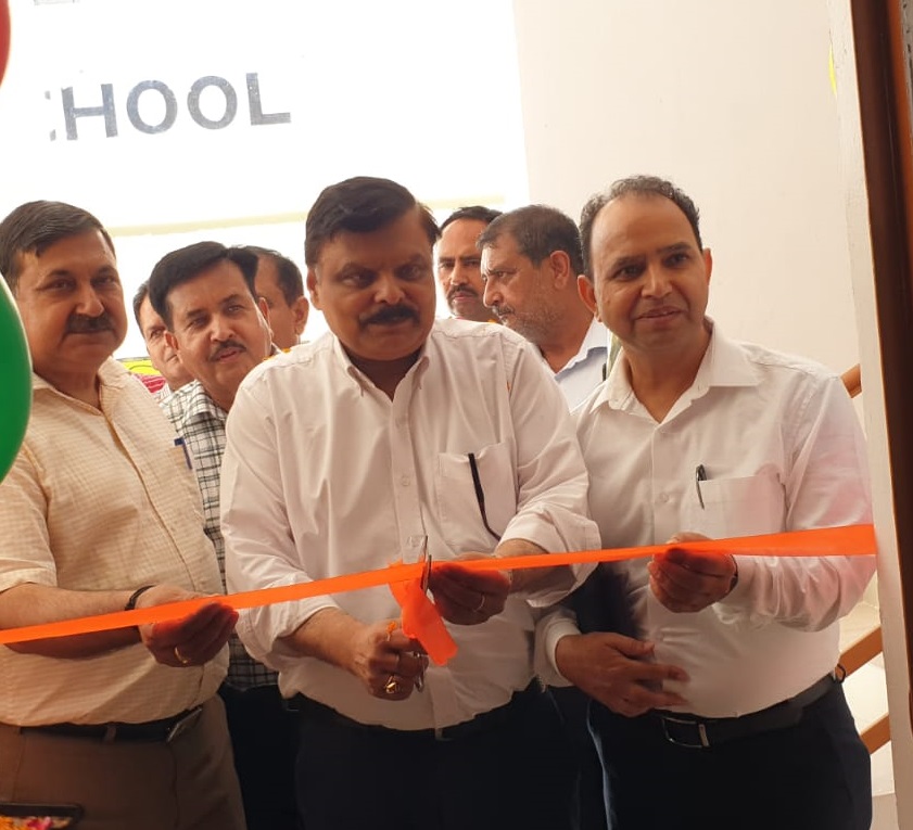 Experiential learning shall be promoted in J&K schools in line with NEP 2020: Alok Kumar