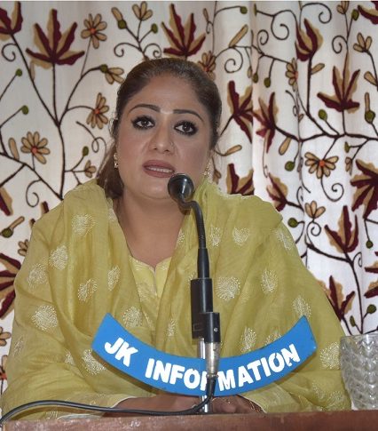 KVIB Pulwama releases Rs 7.99 cr for establishment of 364 units: Dr Hina