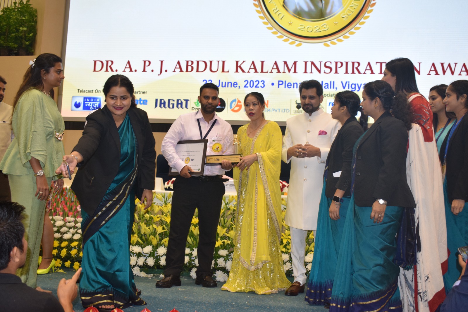 Dr Showkat Hussain Tali receives Dr APJ Abdul Kalam Inspirational Award 2023