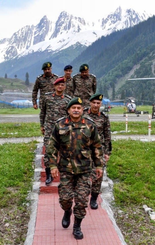 Northern Army commander reviews Amarnath Yatra preparations