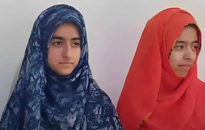 Twin daughters of Imam from Kulgam village qualify NEET