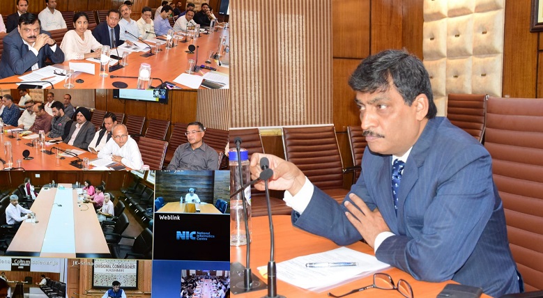 CS calls for 100% Aadhar enrollment; activation of all centres, optimum utilization of gadgets