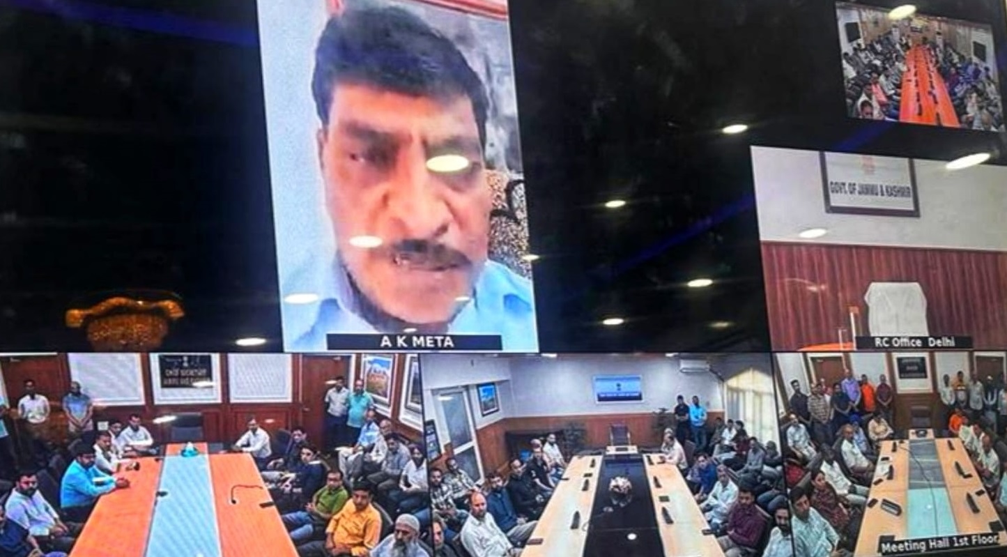 Dr Mehta condoles accidental death of Dir Fin, his family members