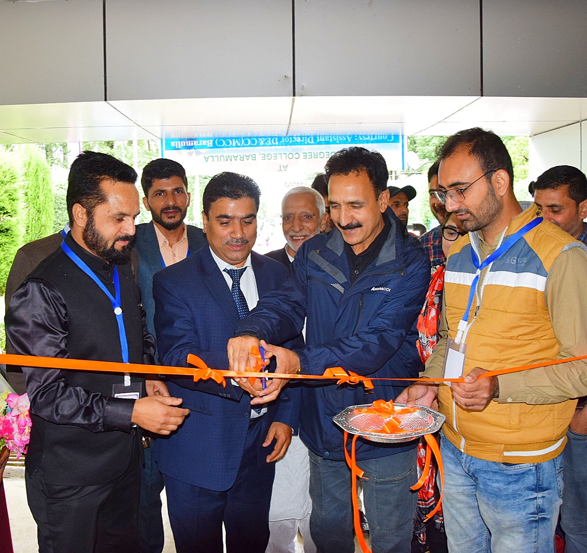 Director Employment inaugurates mega job fair-2023 at GDC Boys Baramulla