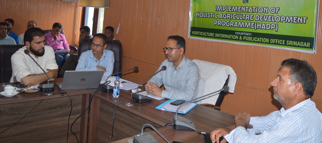 Horticulture deptt organizes awareness, capacity building prog on HADP