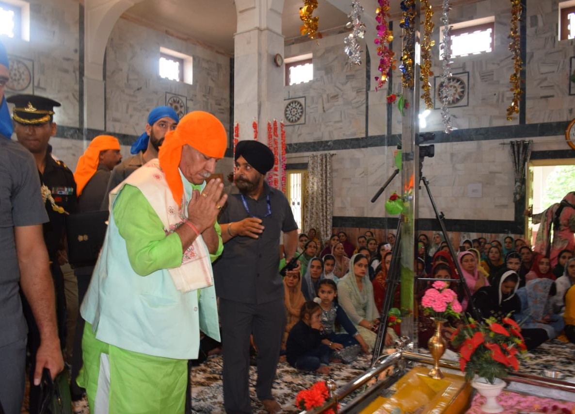 Guruparab celebrated with fervor in Kashmir 