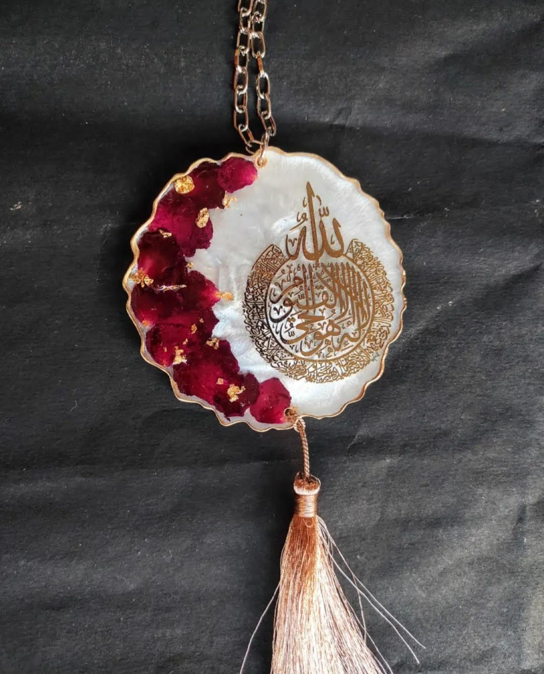 Kashmir’s Resin Art Revolution Catapulted by Social Media