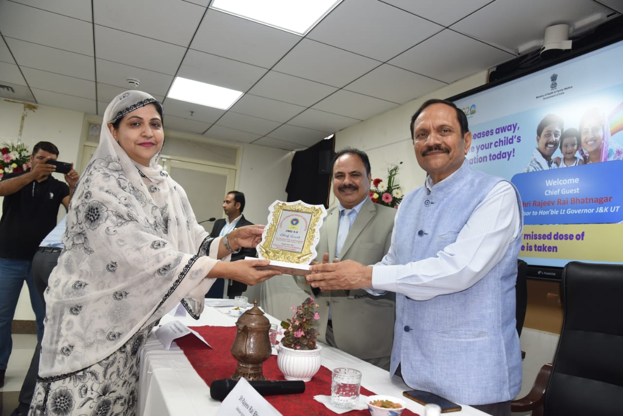Advisor Bhatnagar launches Intensified Mission Indradhanush 5.0 immunization campaign at Srinagar