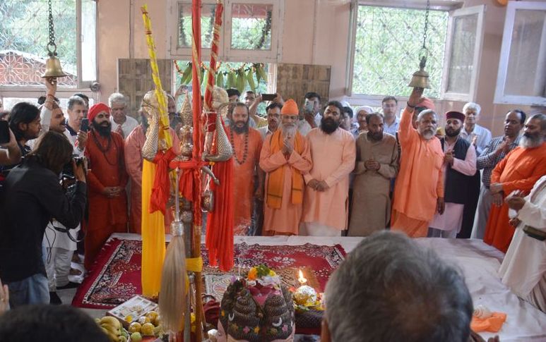 Amarnath Yatra: ‘Chhari-Pujan’ held at Srinagar temple