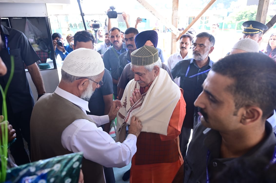 Shaikh-Ul-Alam’s teachings of brotherhood, love, harmony continue to inspire world: LG Sinha