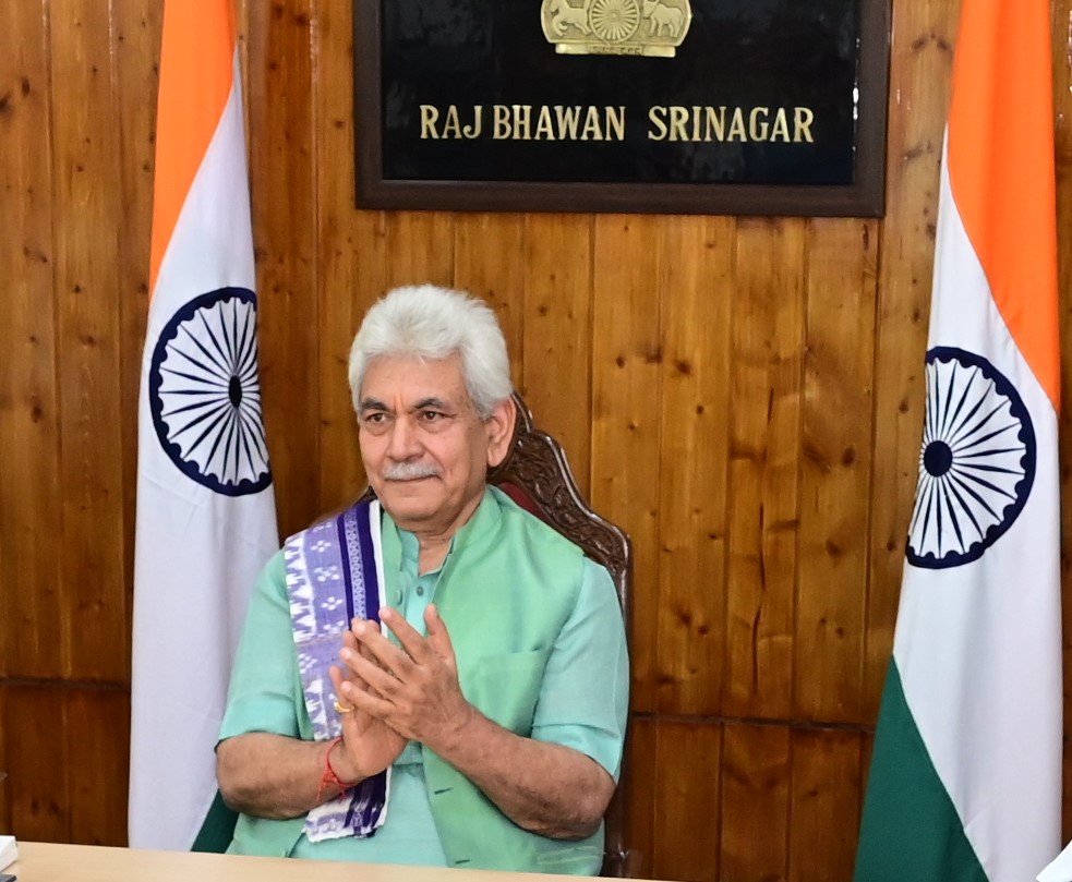 LG, political parties congratulate ISRO on Chandrayaan-3’s landing on Moon