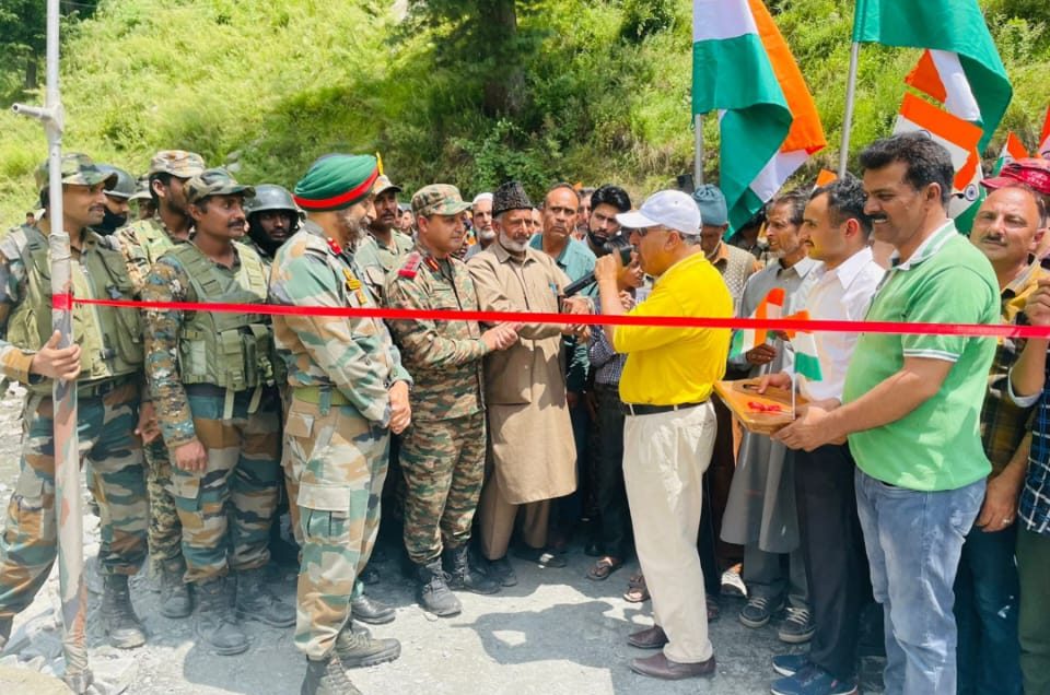 Indian Army gifts vital causeway to Kashmir’s Gagar Hill Village