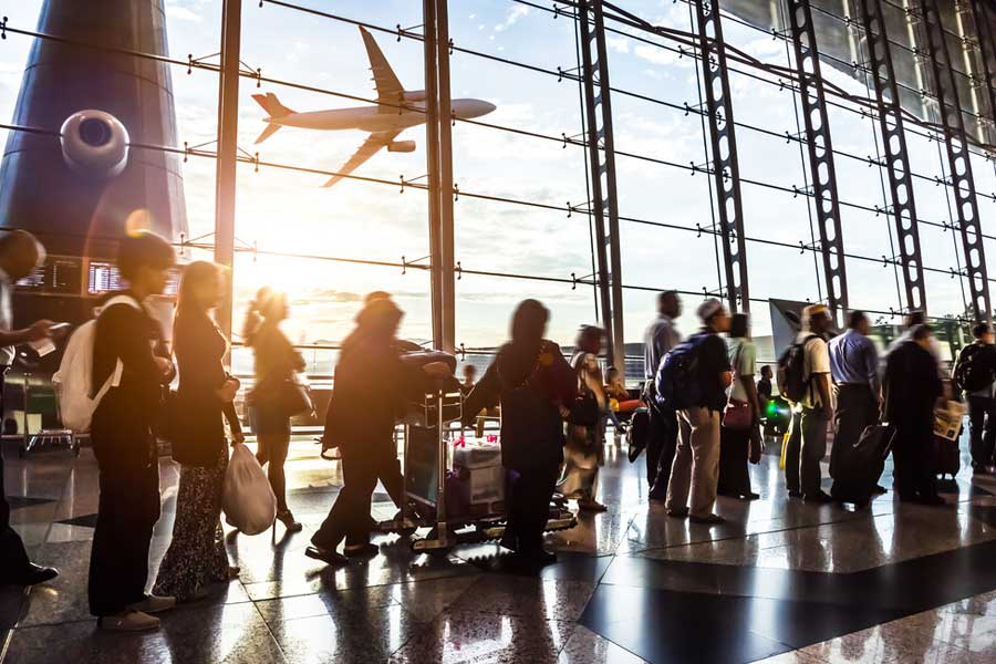 UK air traffic control outage to cause chaos for days, minister dismisses ‘cybersecurity incident’