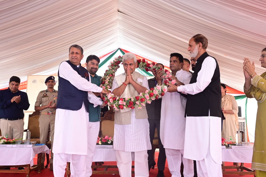 In boarder town Handwara, LG says, his Admin’s goal is to ensure safety, security and happiness