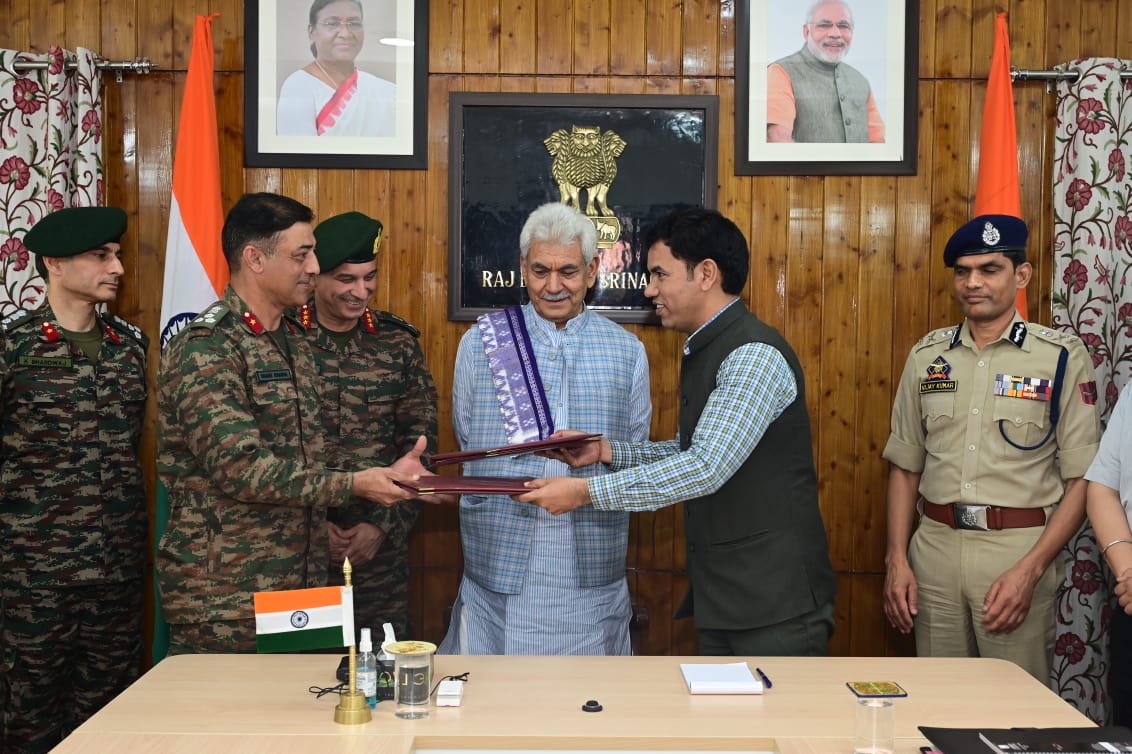 MoD signs MoU with MHA for transfer of defence land at Tattoo ground for tourism