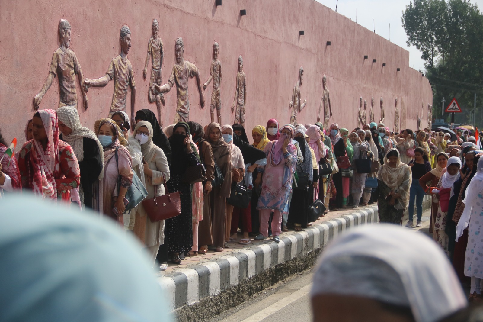 After three decades, Kashmiris celebrate Independence Day function with enthusiasm