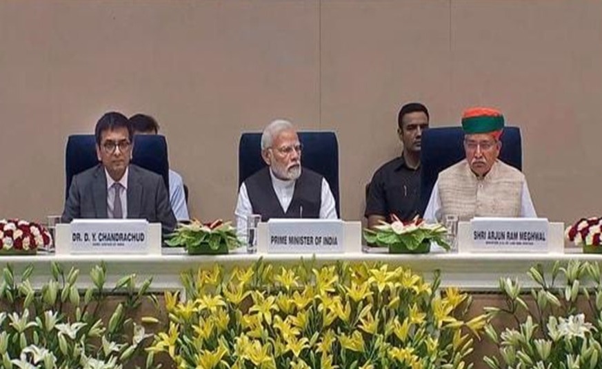 Govt making sincere attempts to draft laws in simple manner, Indian languages: PM
