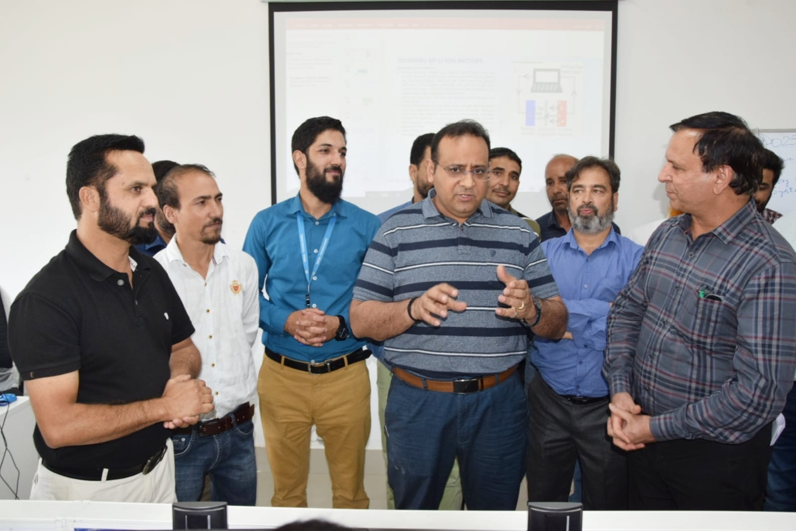 Saurabh visits Bla; reviews progress on state-of-the-art CIIIT institute