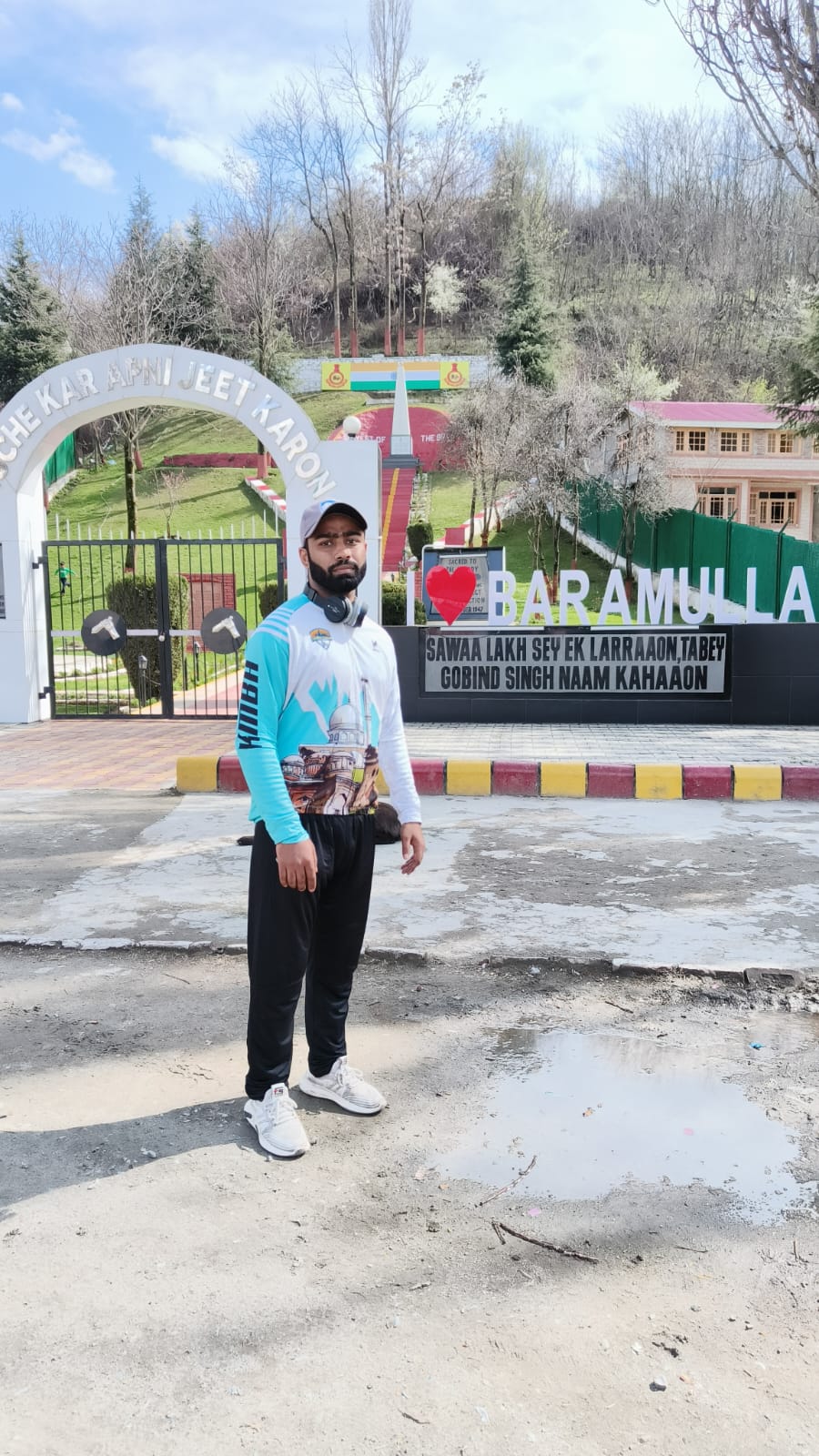 Uzair Khan creates World Record in Epic Solo Marathon for a Drug-Free Youth