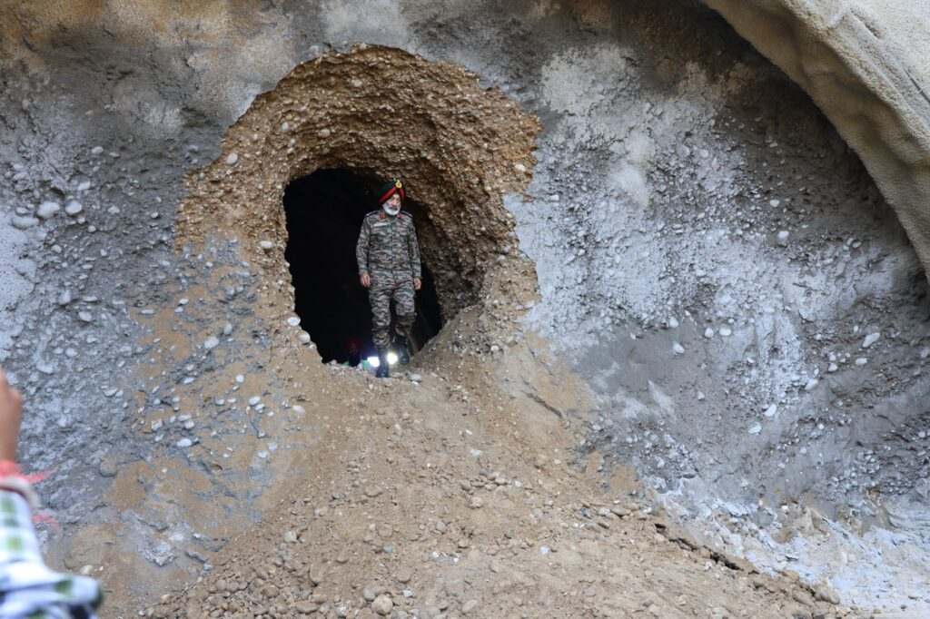 BRO achieves breakthrough of Kandi tunnel on JammuPoonch highway