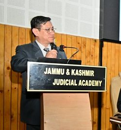 J&K Judicial Academy organizes special orientation prog on “Cyber Crime and Digital Evidence”